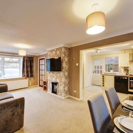 Beautiful Home Close To Town Free Netflix, Wifi Solihull Exteriér fotografie