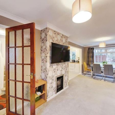 Beautiful Home Close To Town Free Netflix, Wifi Solihull Exteriér fotografie