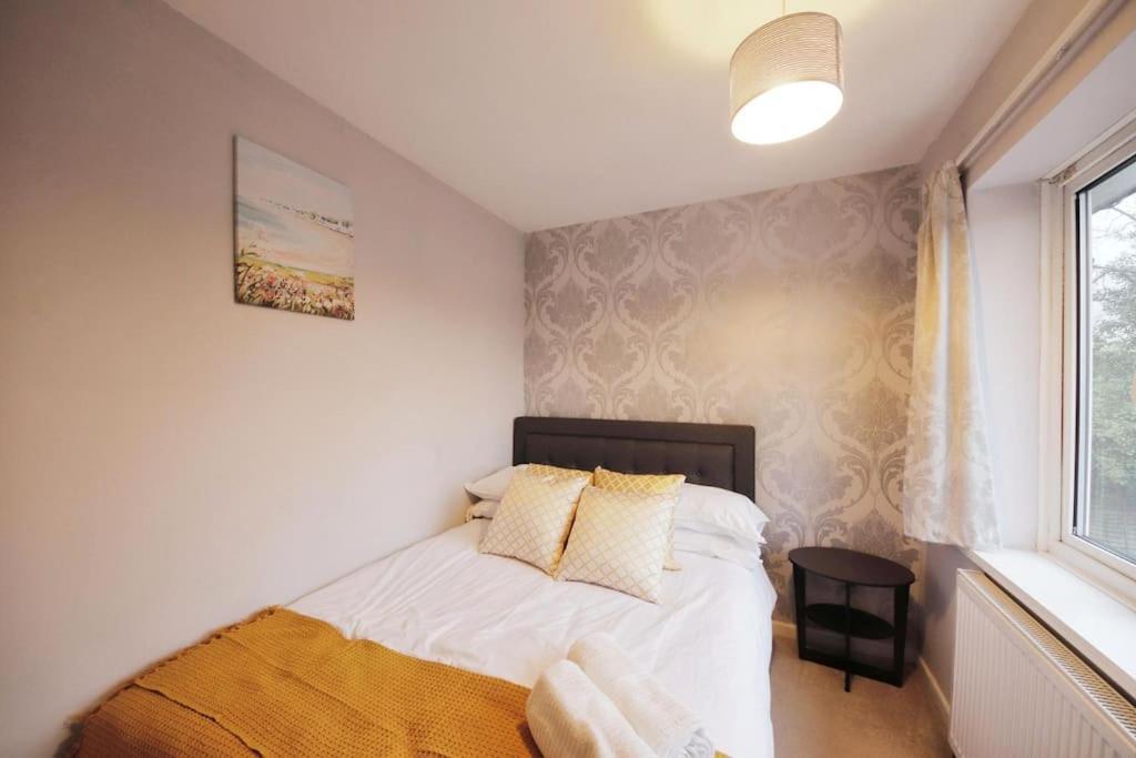 Beautiful Home Close To Town Free Netflix, Wifi Solihull Exteriér fotografie