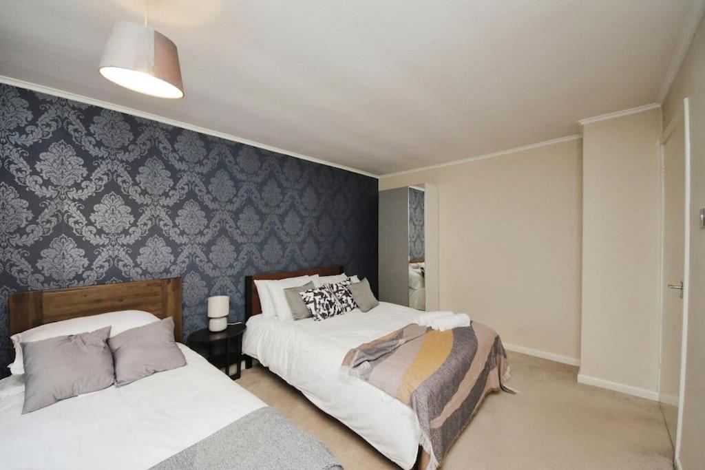 Beautiful Home Close To Town Free Netflix, Wifi Solihull Exteriér fotografie