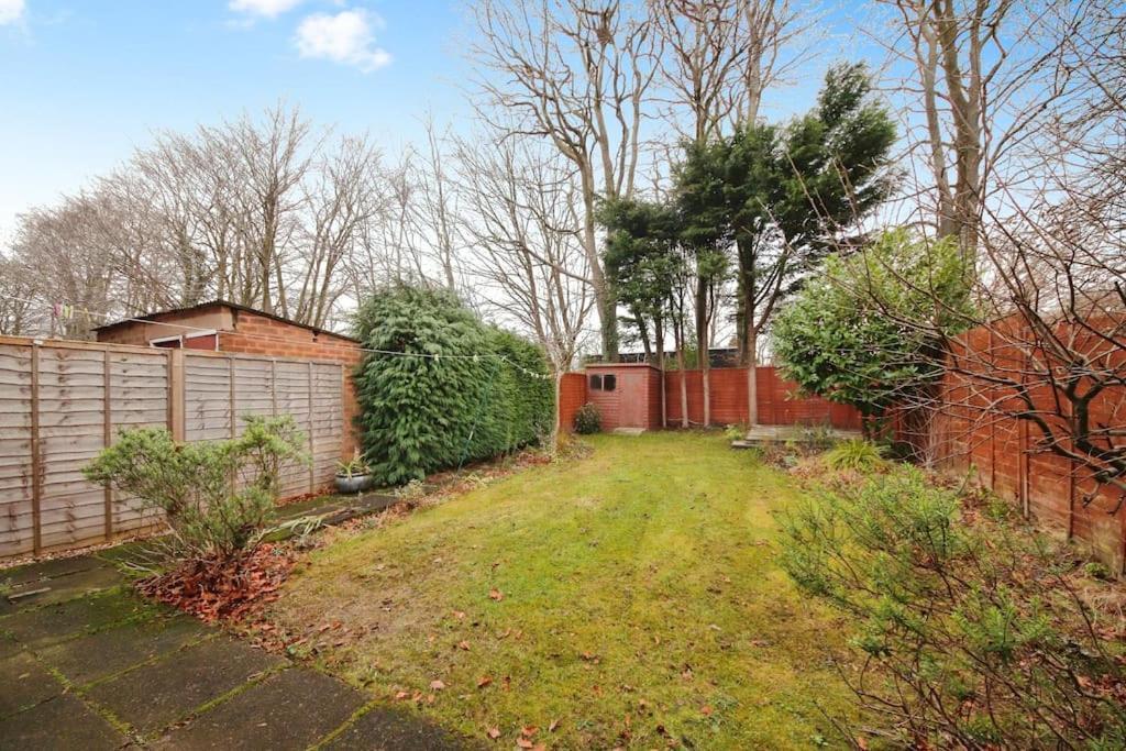 Beautiful Home Close To Town Free Netflix, Wifi Solihull Exteriér fotografie